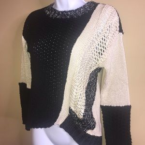 Curio New York black & tan sweater